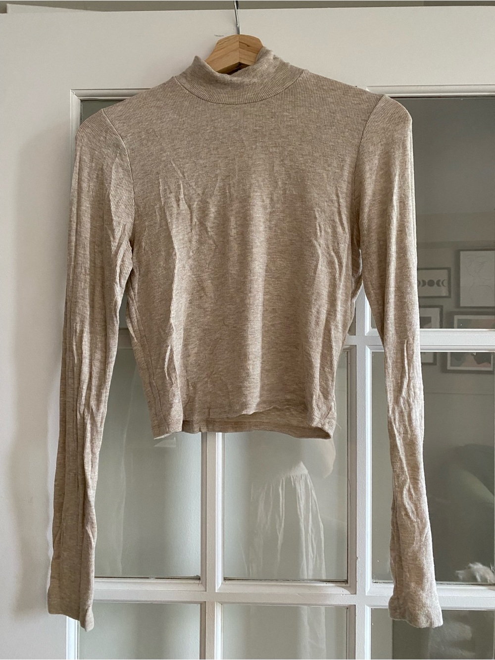 Wilfred Beige/Oatmeal Long Sleeve Mock Neck Crop Top